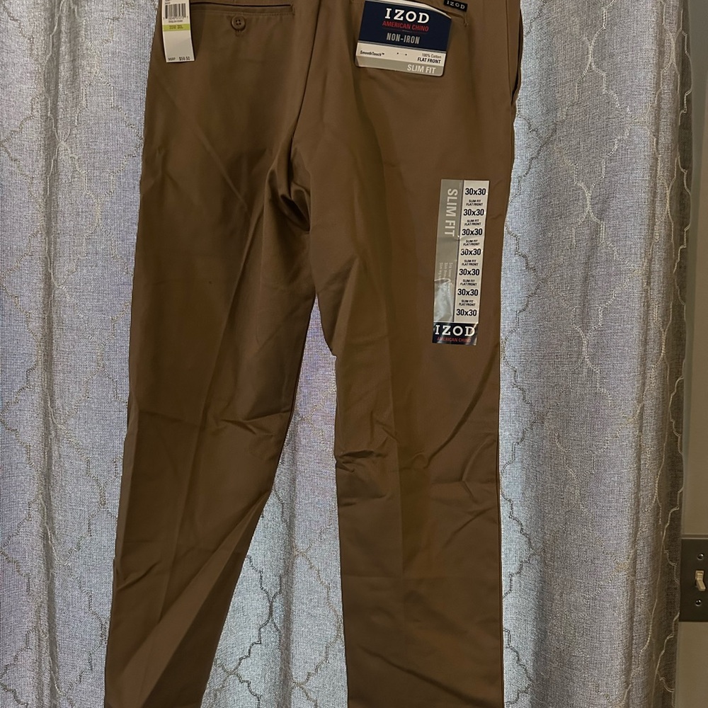 Izod Chinos Classic Cotton Blend 30/30